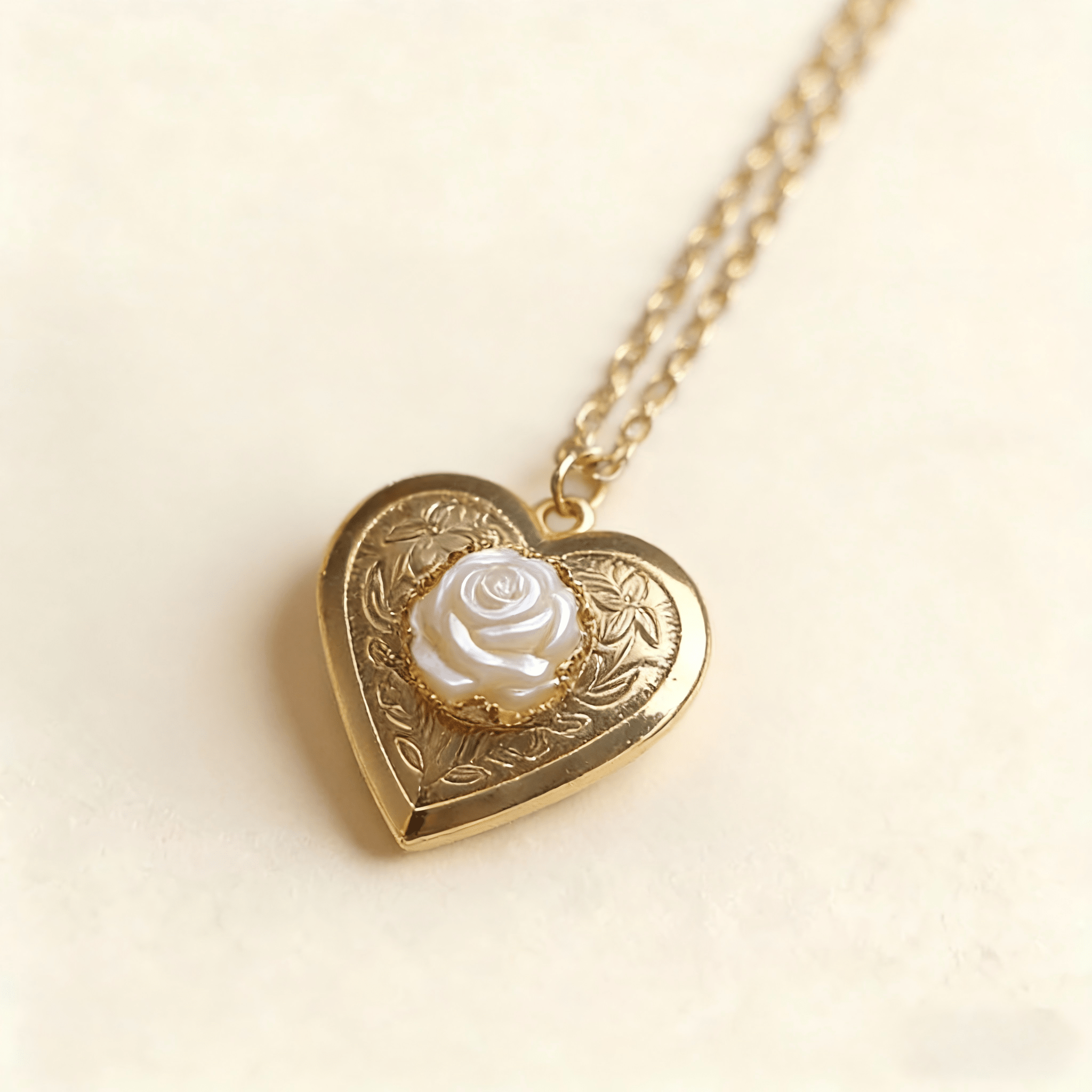 Gold Heart Rose Locket Necklace | Vintage Photo Keepsake - Doraflora