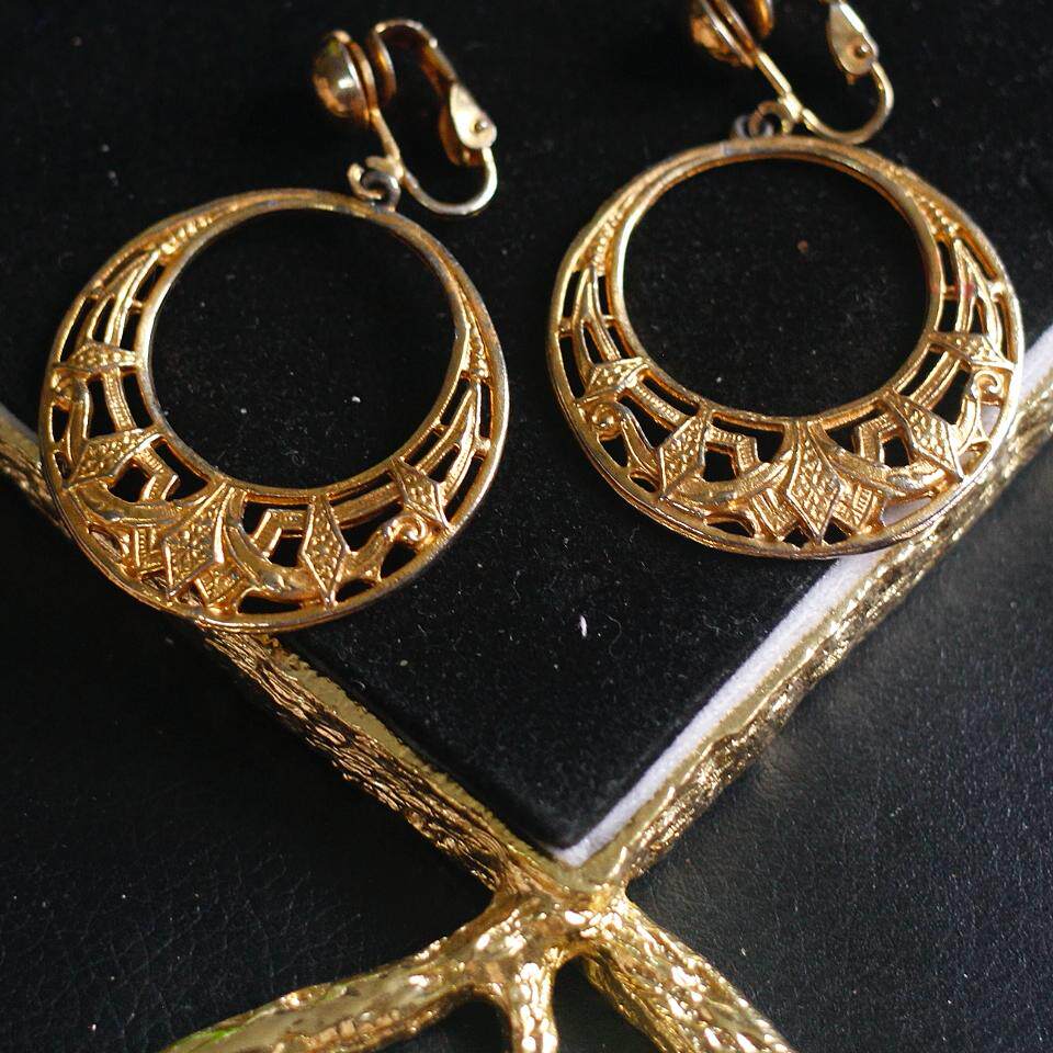 Vintage Filigree Crescent Moon Gold Clip - On Earrings | Art Deco Jewelry - Doraflora