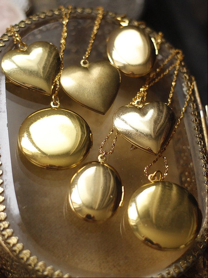 Vintage Gold Heart Butterfly Locket Necklace | Dainty Photo Keepsake Jewelry - Doraflora