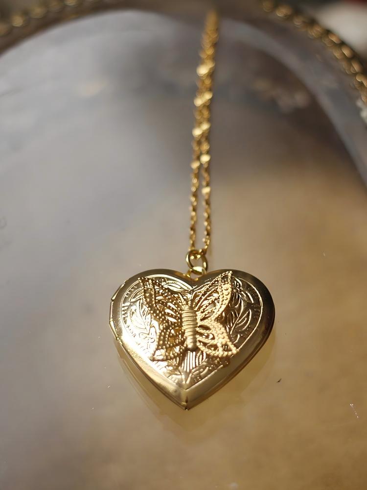 Vintage Gold Heart Locket Necklace with Butterfly | Dainty Photo Keepsake - Doraflora